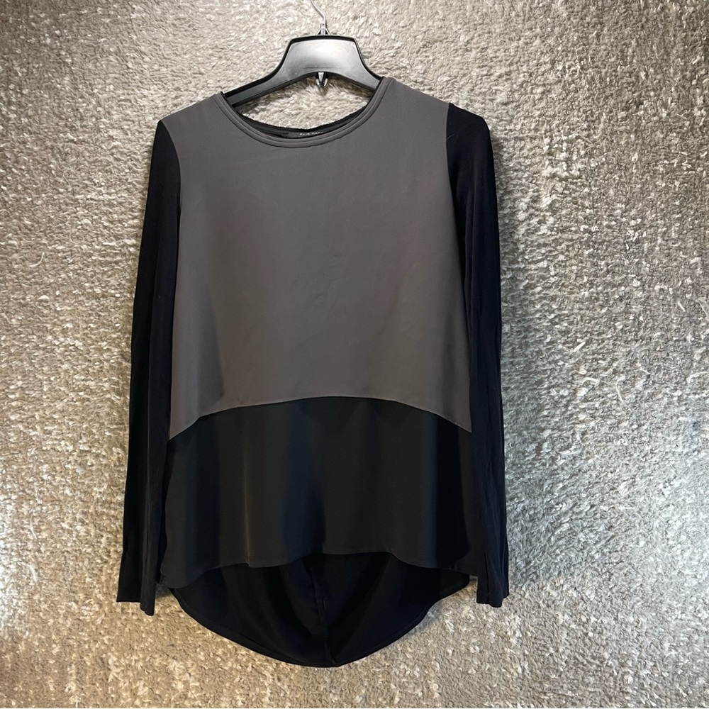 Elie Tahari Women Long Sleeve Blouse Hi-Low Gray Black Round Neck Read